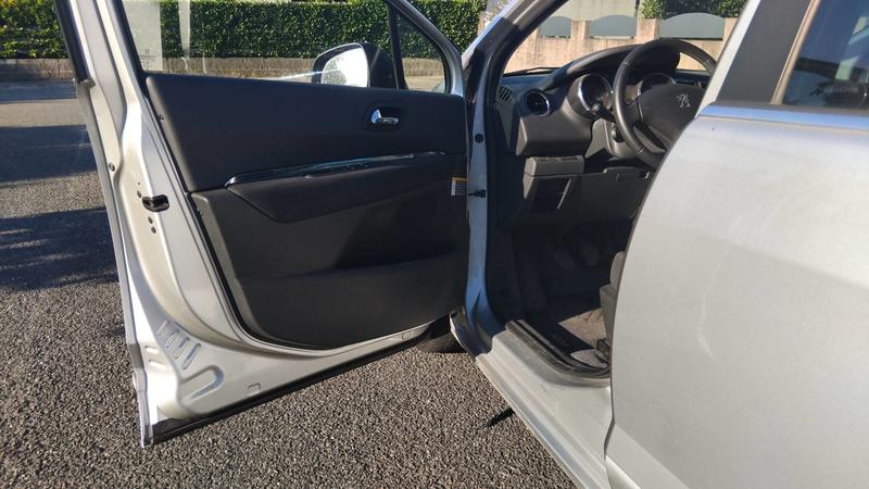 Peugeot 5008 1.2 PureTech 130 Active