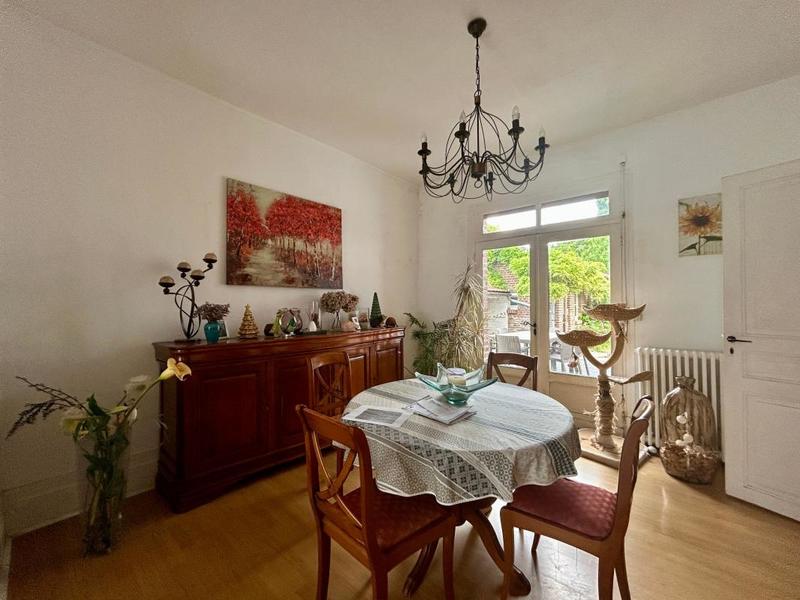 Maison - 163 m² - 5 pièces