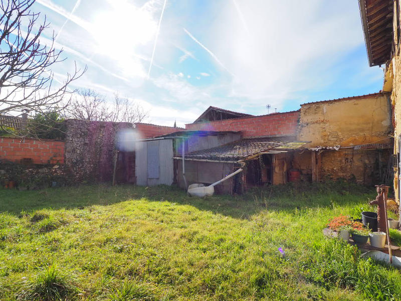 Maison - 93 m² - 5 pièces