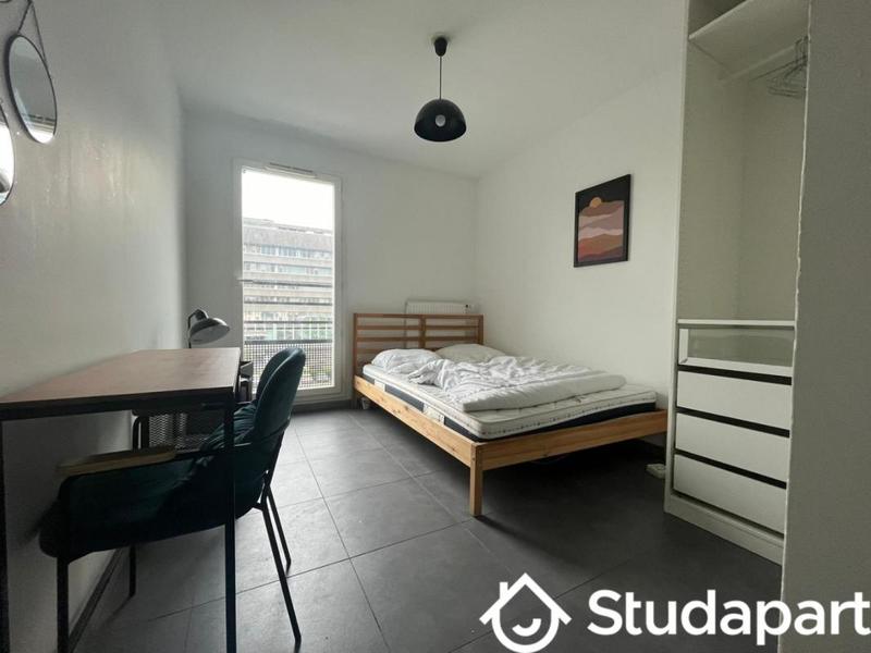 Chambre - 10 m² - 1 pièce