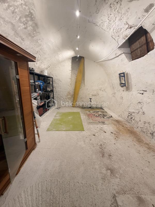 Appartement - 100 m² - 3 pièces