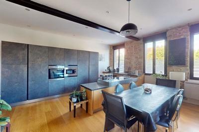 Appartement - 130 m² - 4 pièces