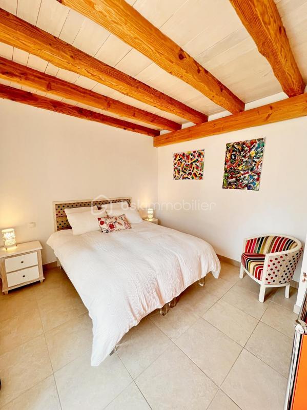 Propriété - 361 m² - 11 pièces