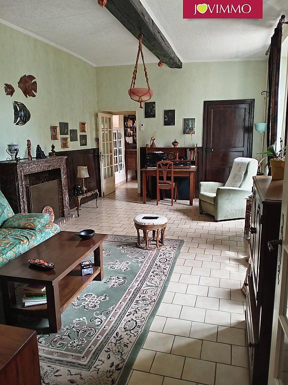 Maison - 215 m² - 8 pièces