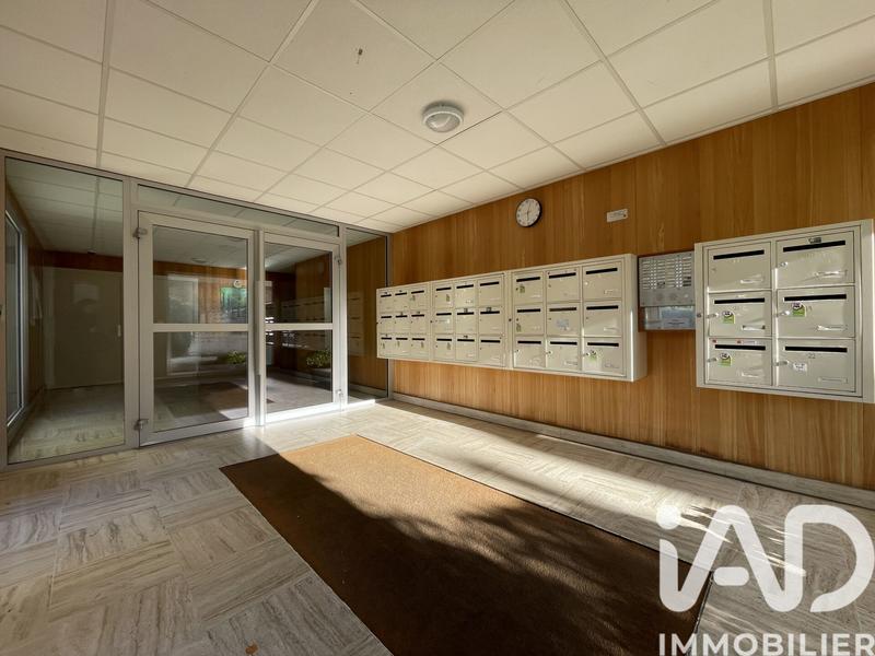 Appartement - 100 m² - 5 pièces