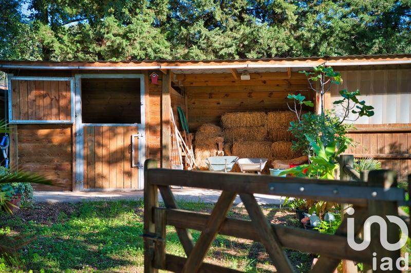 Maison - 188 m² - 8 pièces