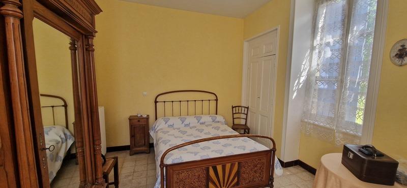 Maison - 200 m² - 6 pièces