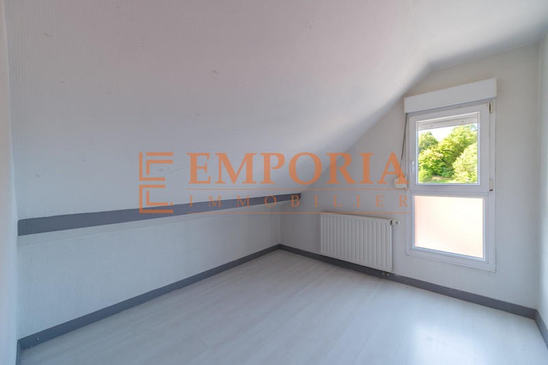 Maison - 180 m² - 11 pièces