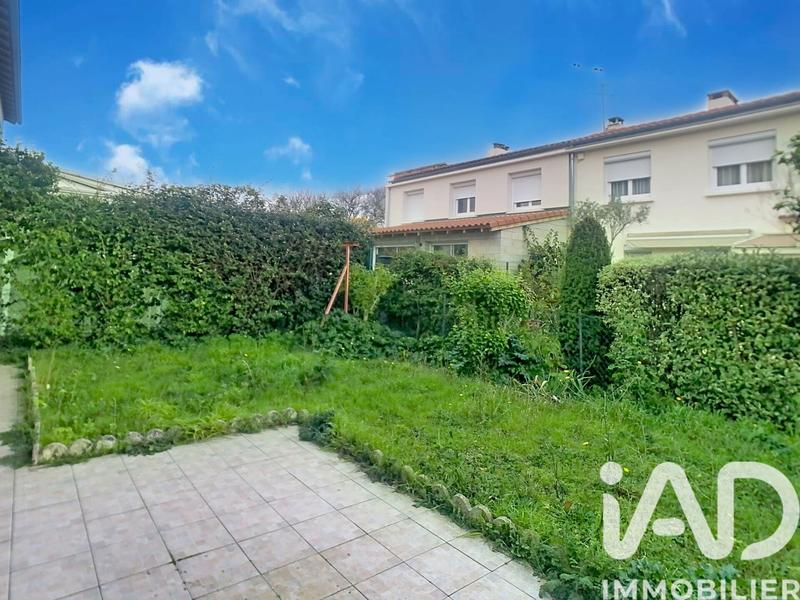 Maison - 90 m² - 5 pièces