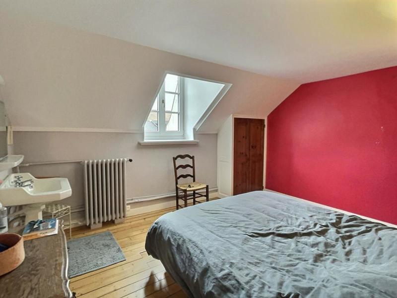 Villa - 130 m² - 8 pièces