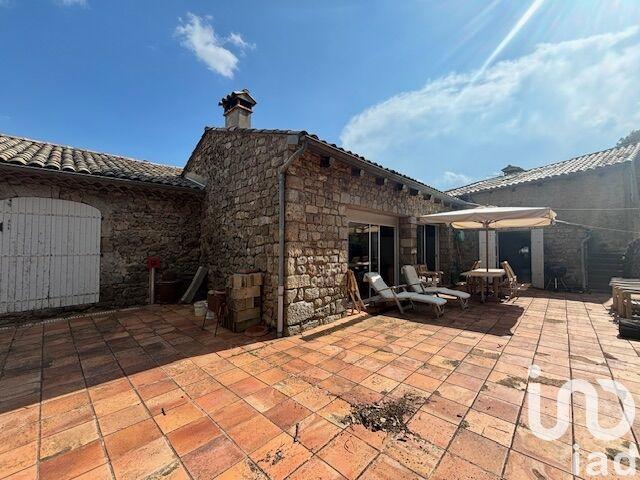 Maison - 300 m² - 10 pièces