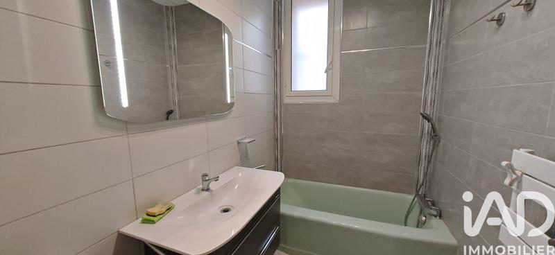 Maison - 218 m² - 7 pièces