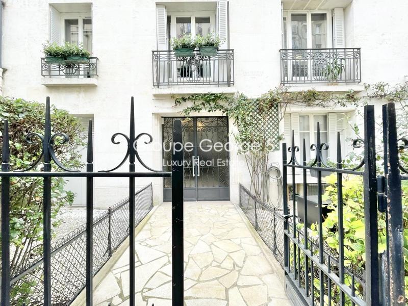 Chambre - 87 m² - 2 pièces