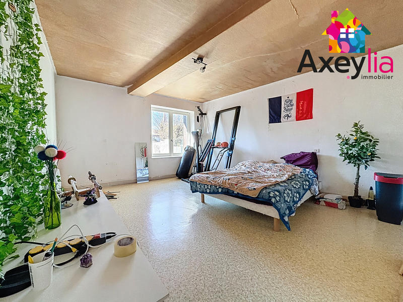 Maison - 146 m² - 6 pièces