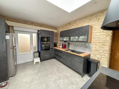 Maison - 190 m² - 6 pièces