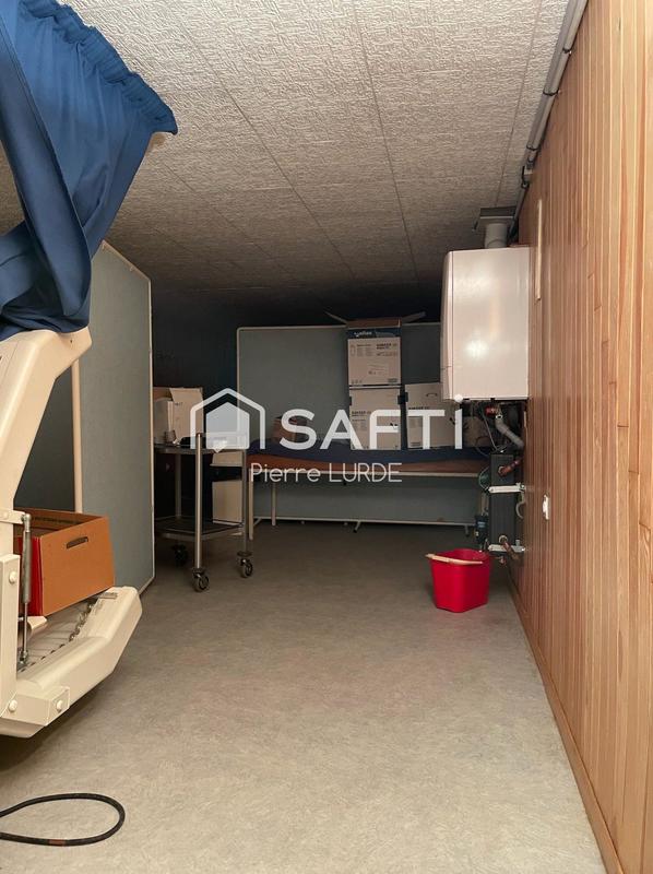 Local commercial - 145 m² - 5 pièces