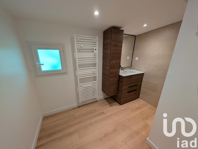 Maison - 279 m² - 9 pièces