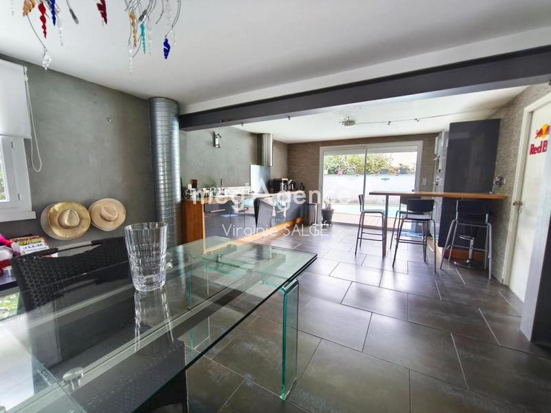 Maison - 164 m² - 6 pièces