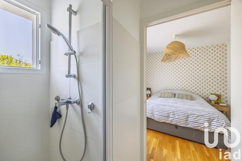 Maison - 93 m² - 5 pièces