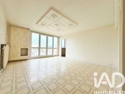 Appartement - 81 m² - 4 pièces