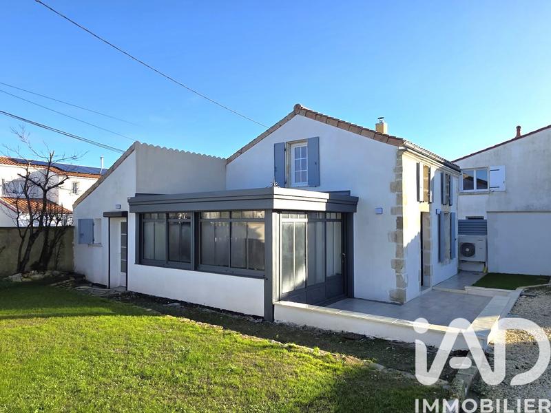 Maison - 90 m² - 4 pièces