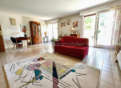 Duplex - 94 m² - 5 pièces