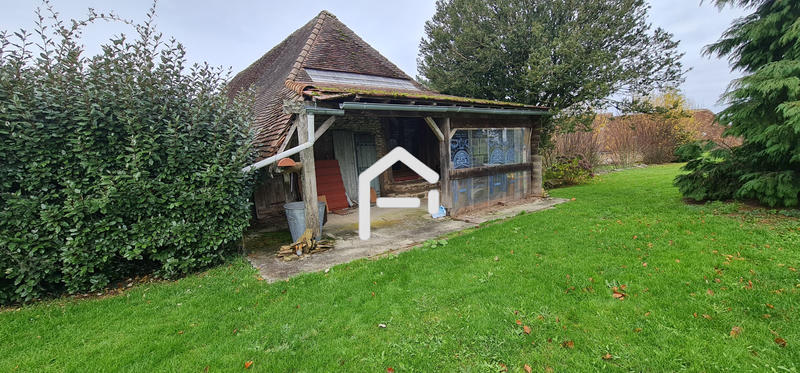 Maison - 240 m² - 6 pièces