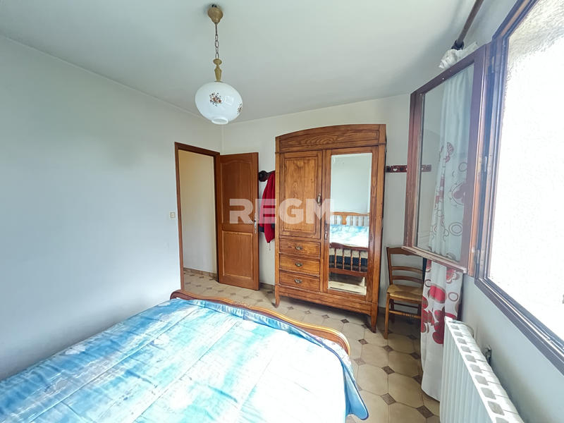 Maison - 180 m² - 7 pièces