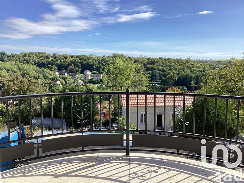 Maison - 182 m² - 10 pièces