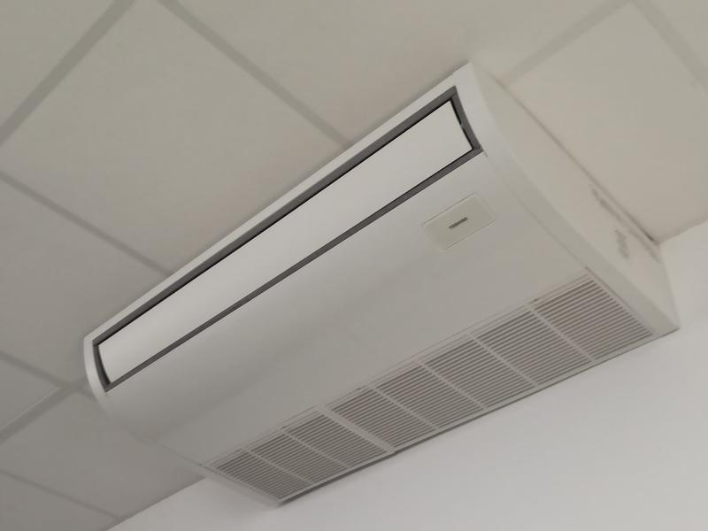 Local commercial - 1 460 m²