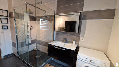 Appartement - 83 m² - 4 pièces