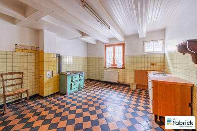 Maison ancienne - 293 m² - 7 pièces