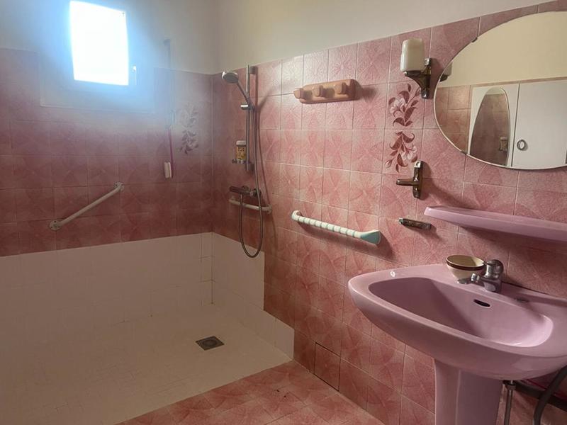 Maison - 180 m² - 8 pièces