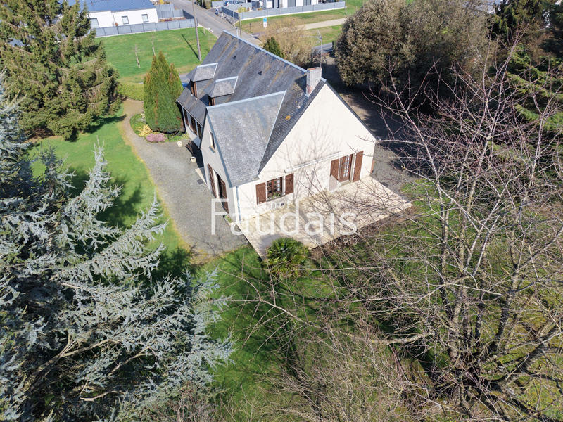 Maison - 100 m² - 5 pièces