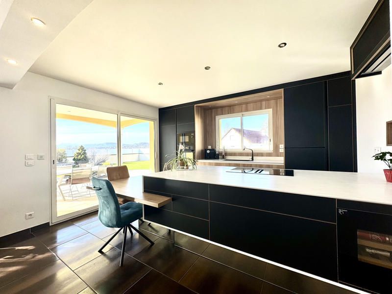 Maison - 150 m² - 5 pièces