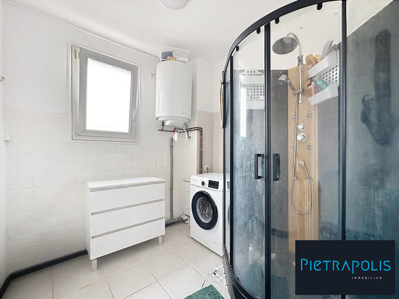 Appartement - 90 m² - 4 pièces