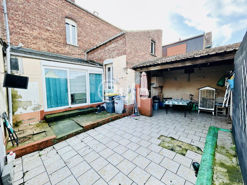 Maison - 107 m² - 6 pièces