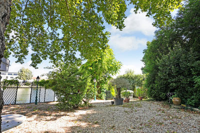 Propriété - 436 m² - 17 pièces