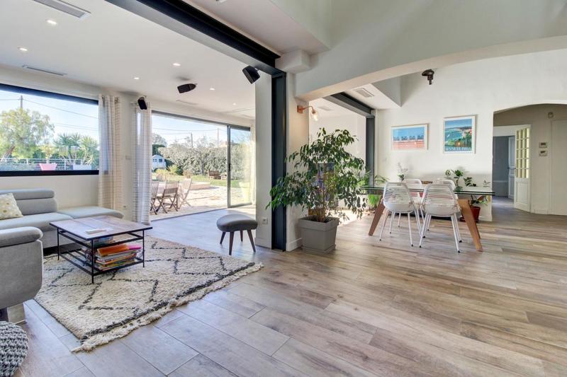 Propriété - 160 m² - 6 pièces