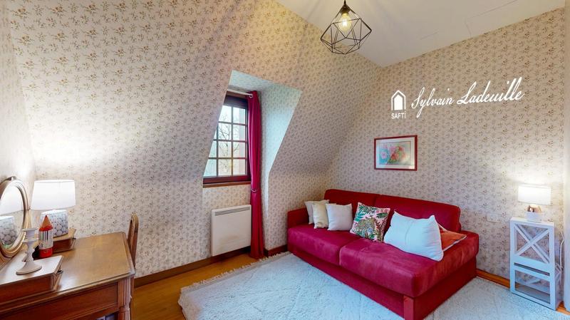 Maison - 115 m² - 6 pièces