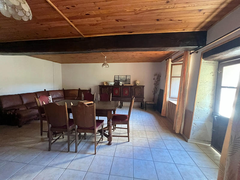 Maison - 190 m² - 7 pièces