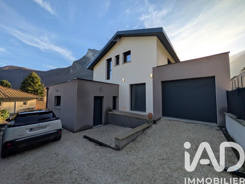 Maison de maîtres - 147 m² - 5 pièces