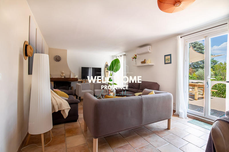 Villa - 240 m² - 8 pièces