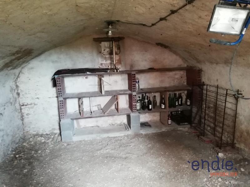 Maison - 180 m² - 7 pièces