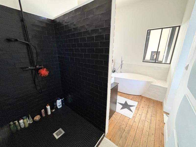 Maison de maîtres - 330 m² - 9 pièces