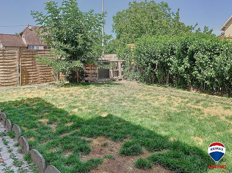 Maison - 93 m² - 5 pièces