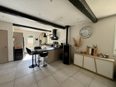 Maison - 98 m² - 4 pièces