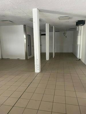Local commercial - 125 m²