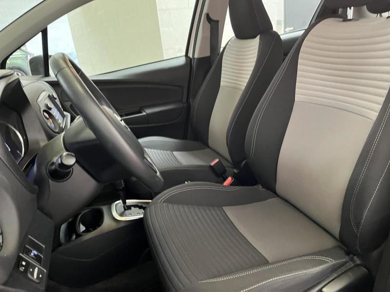 Toyota Yaris III Phase 3 1.5 VVTi Hybrid 100h E-Cvt 75 Ch Dynamic - Garantie Constructeur 05/2025