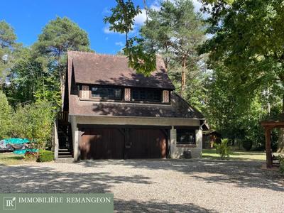 Propriété - 207 m² - 8 pièces